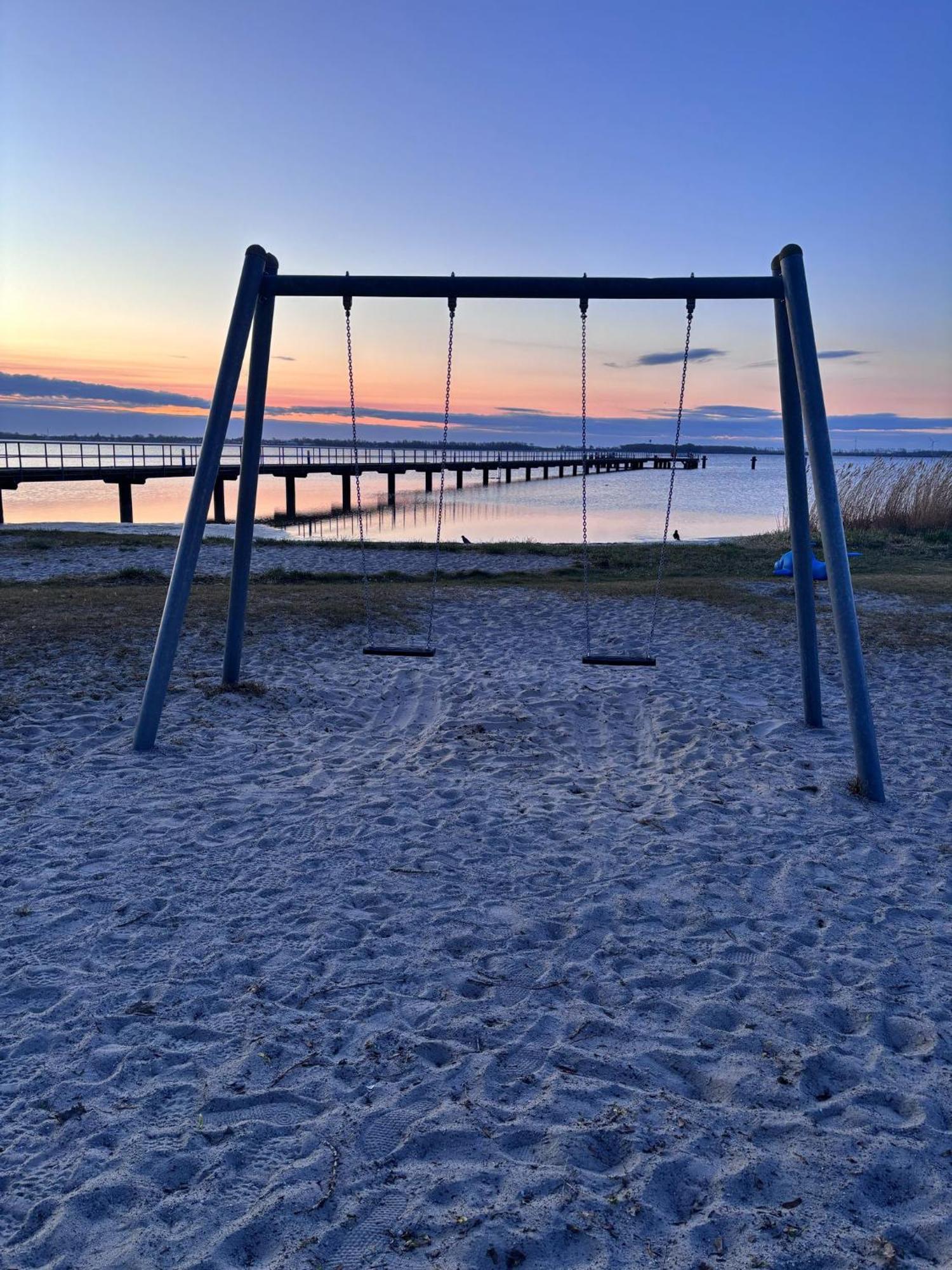 App 8O Grosser Tag Am Meer Mit Wasserblick Дранске Экстерьер фото