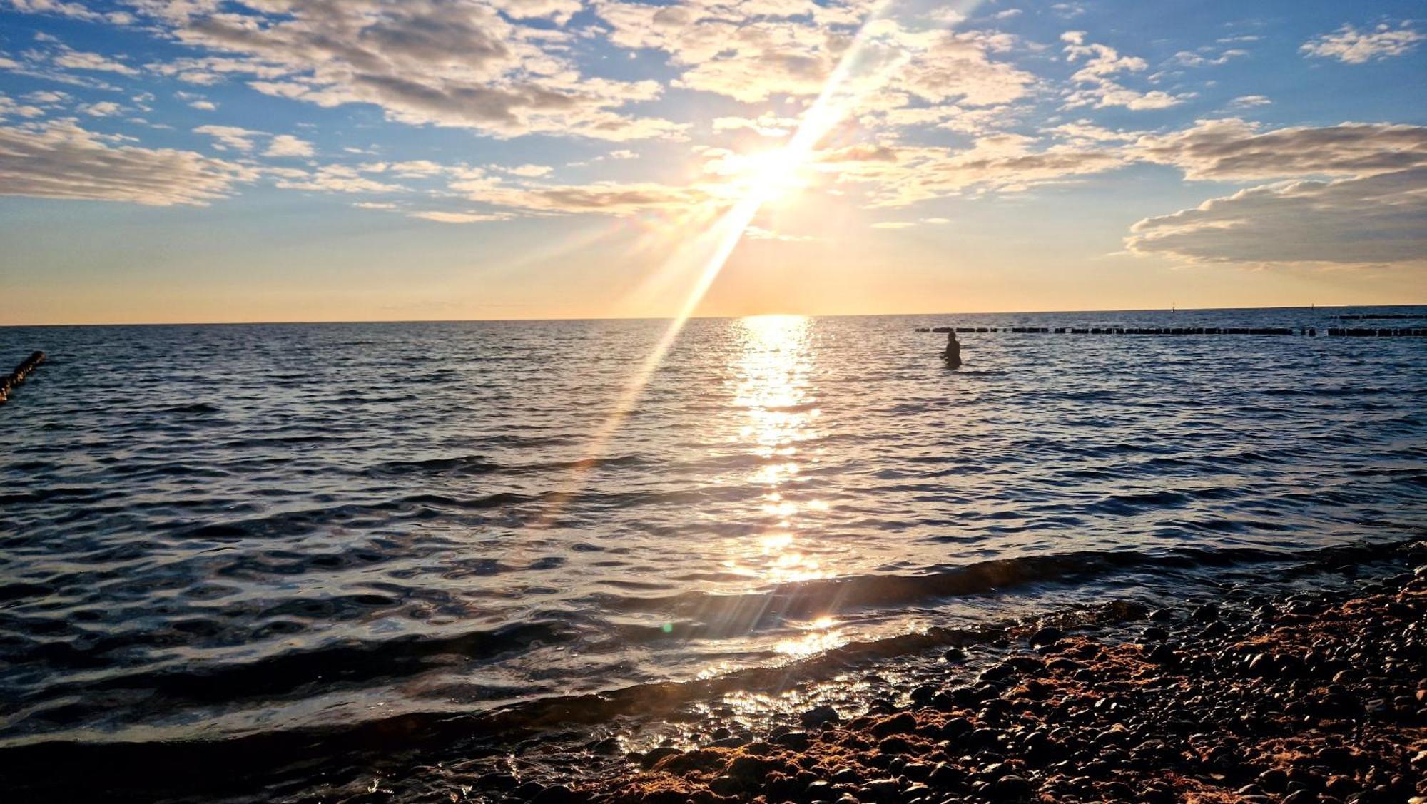 App 8O Grosser Tag Am Meer Mit Wasserblick Дранске Экстерьер фото